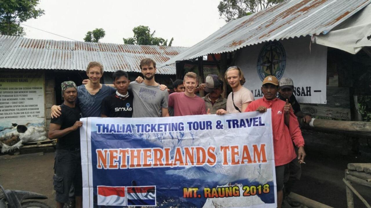 Thalia Homestay & Ijen Bromo Tour Banyuwangi  Exteriér fotografie